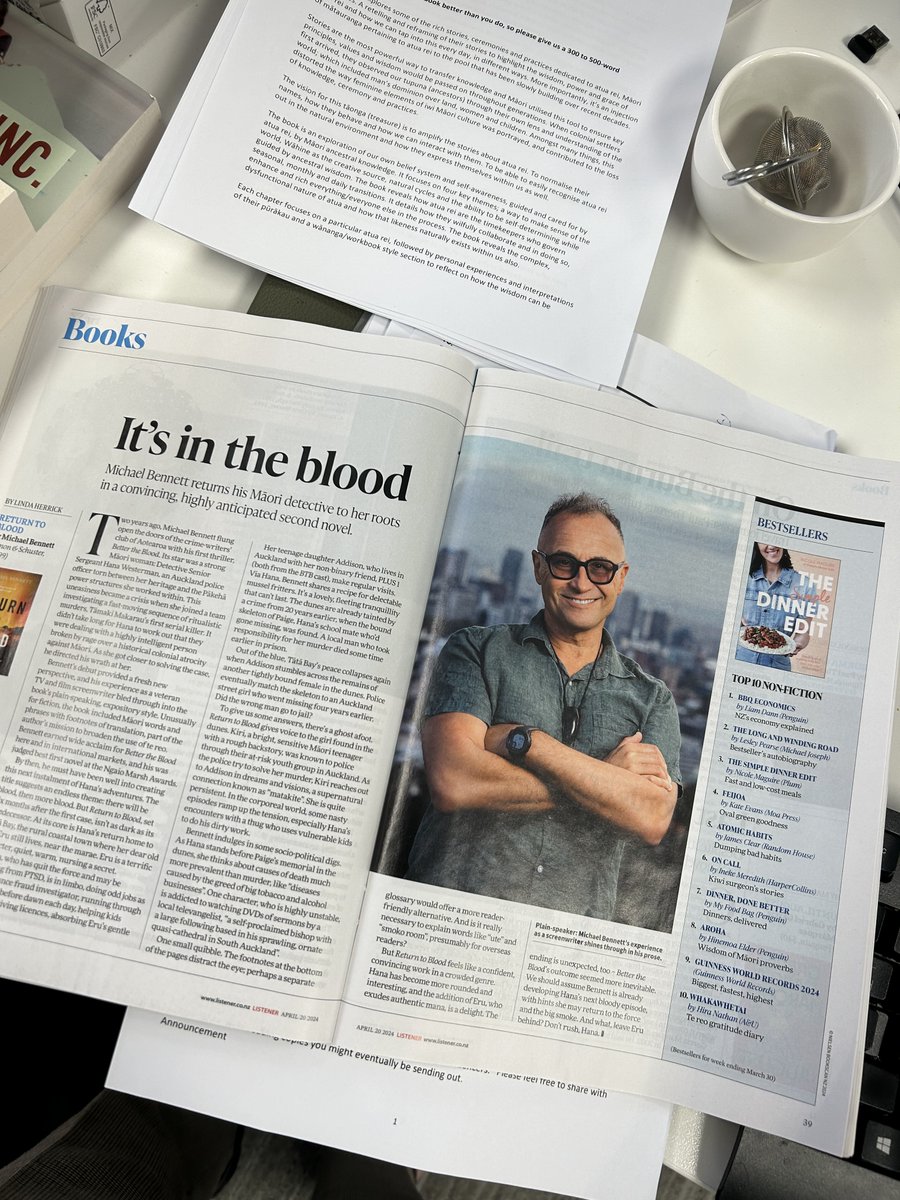 Nice review by leading critic Linda Herrick in @nzlistener of #ReturnToBlood, sequel to Māori filmmaker/author @MBennettBooks #2023Ngaios-winning #BetterTheBlood. 
Out 25 Apr in UK hardcover: bit.ly/3JpGlpa
21 May for US: bit.ly/3W31zkm
#yeahnoir @CrimeWoC