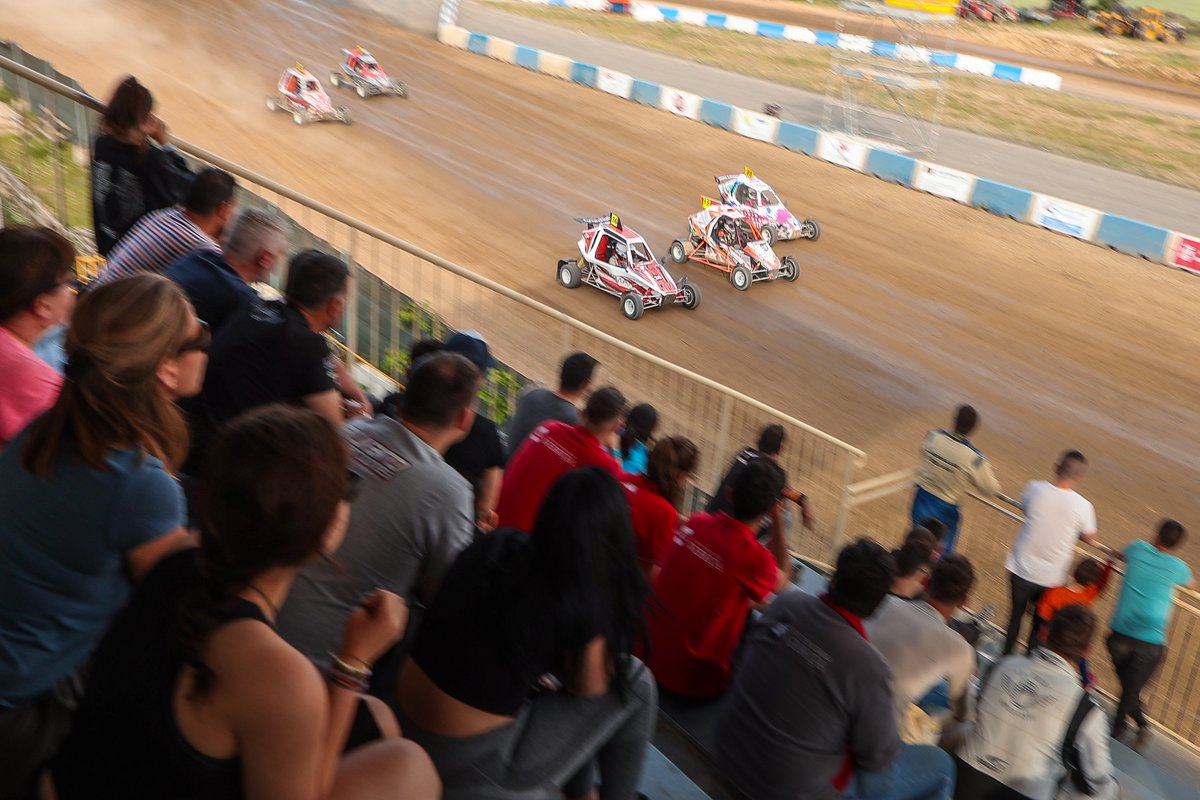 CERX_RFEDA's tweet photo. 📰 El CERX Loterías alcanza un nuevo hito con cuatro categorías en Miranda de Ebro

🌐 https://t.co/xRzQIvRHvh

#CERXLoterías #CERX #Rallycross https://t.co/yJ17JvRBKe