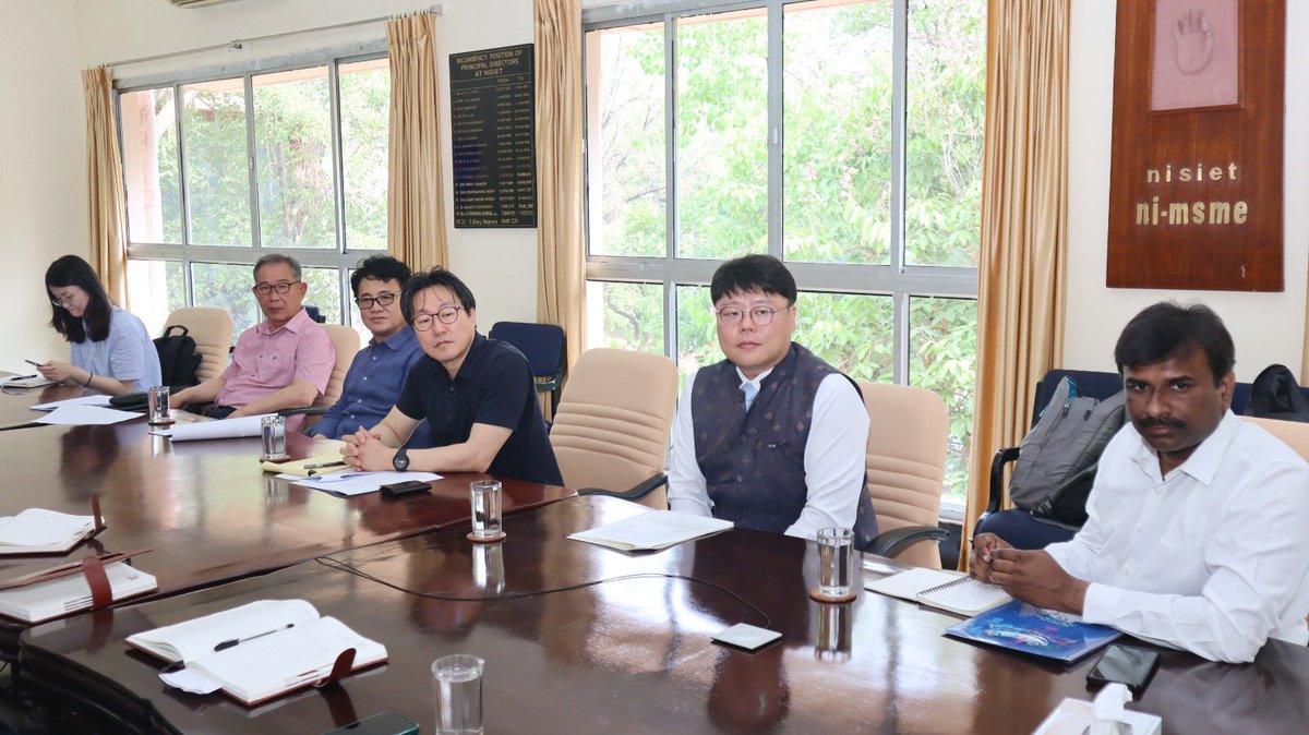 nimsmeeconnect's tweet photo. Wevio Global and #KAMICO #India team along with CEOs of #food processing industry from Korea visited nimsme for working together in promoting #Korean Food #Technologies. Wevio would setup Food Processing and Demonstration center at #nimsme campus https://t.co/fIPbWaMUhh