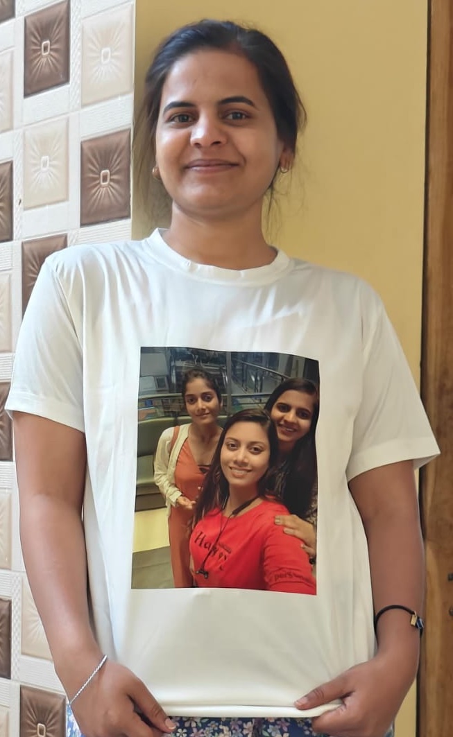 Meet our happy customer flaunting her customized T-shirt🌟 
We love creating pieces that resonate with your style and mood. Thank you to all our customers for choosing Jhulki! Want your own customized creation?😎 
Get in touch with us today! 

#HappyCustomer #Jhulki