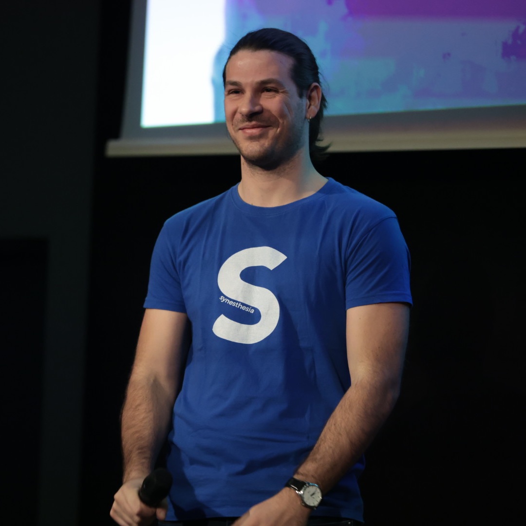 swiftheroes_it's tweet image. We have 3 amazing host 🎙️
1) @lucyjjames auditorium
2) @puntoste auditorium
3) @MDN610 sala 150