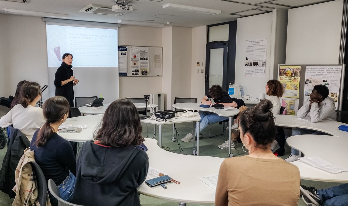 🌟 #SORTIE À #TODAI #TOKYODAIGAKU 🌟 Les #latinistes de 1ère et Tle du #LFITokyo visitent Todai. Rencontre enrichissante avec la #chercheuse #NaokoHOSOKAWA pour discuter de #diversitélinguistique et des langues #endanger. @aefeinfo @fltfapee @ambafrancejp @aefeasiepacifique