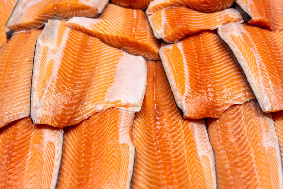 Fresh salmon prices hit an all time record in Norway last week, although there are signs the surge could be over. fishfarmermagazine.com/2024/04/18/nor… #salmonprices #salmonfarming #aquaculture #Norway #nordics #Europe