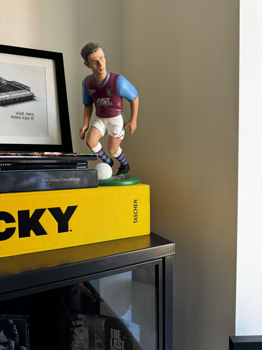 Always watching over me, guiding me.

#AVFC #ThreeLions