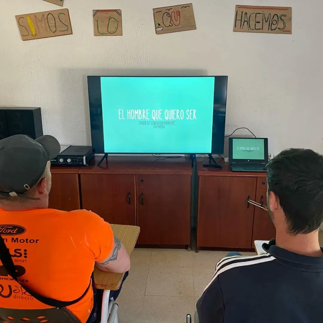 Extrarradio tweet media