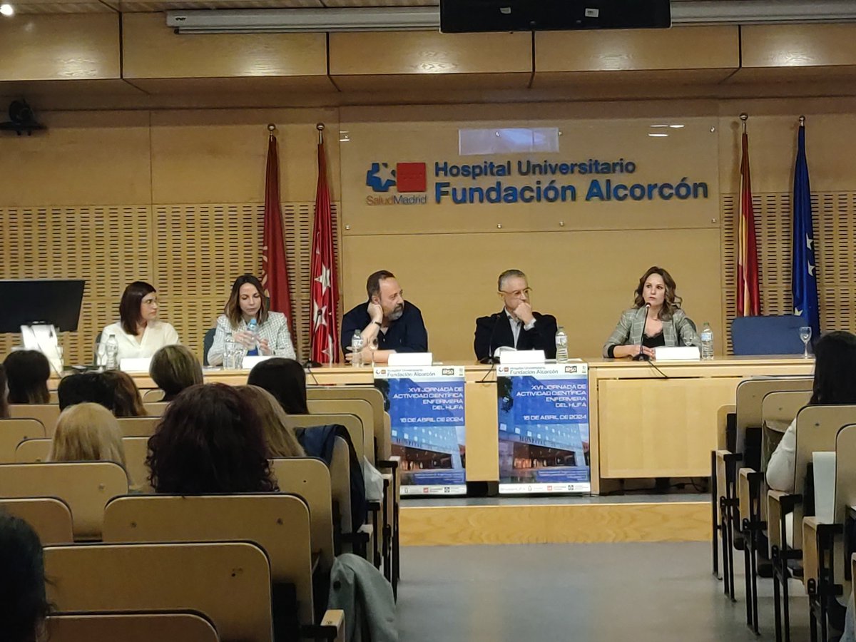 HInvestigacion's tweet photo. #inveshufa Ronda de preguntas en la primera mesa de comunicaciones https://t.co/Kam7Nj0TyX