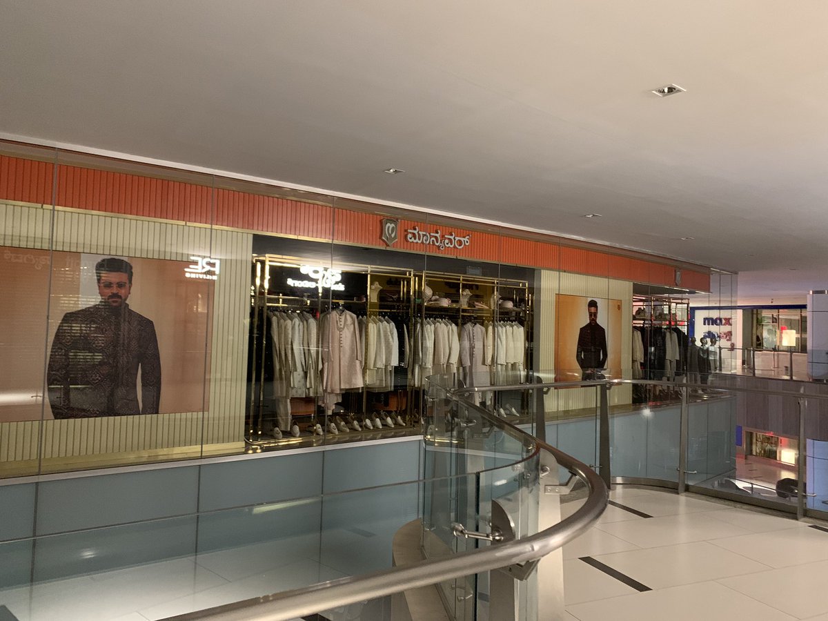 #RamCharan for #Manyavar.
In Bangalore’s biggest mall.
#ForumFalconCity 
#GlobalStarRamCharan 
#RamCharan𓃵 
#GameChanger
#RC16 #RC17 
@AlwRamCharan