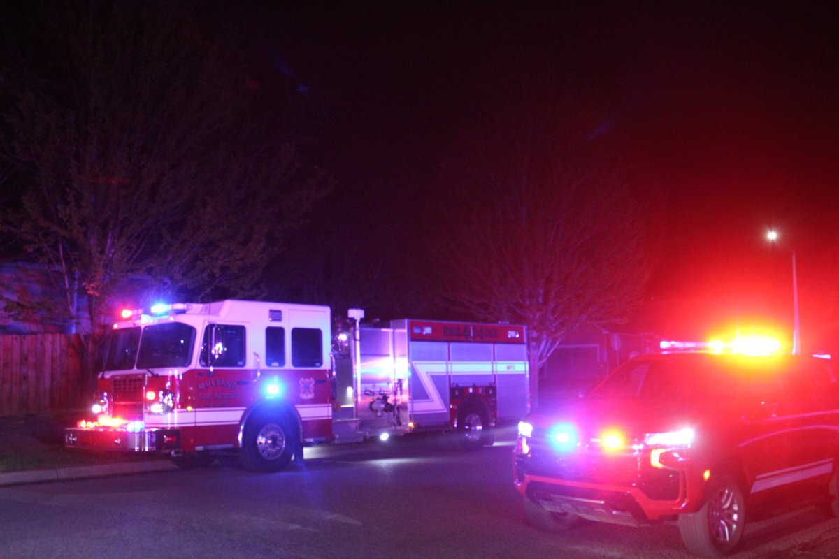 At 21:21hrs Derby Fire and Rescue, SCFD, and MFR were dispatched to a House Fire in the 1200 Blk of N Briarwood in Derby. Engine 83 had fire showing from the rear of the structure on arrival, No one was injured, The cause is under investigation. D-803 I/C, D-804 Saftey