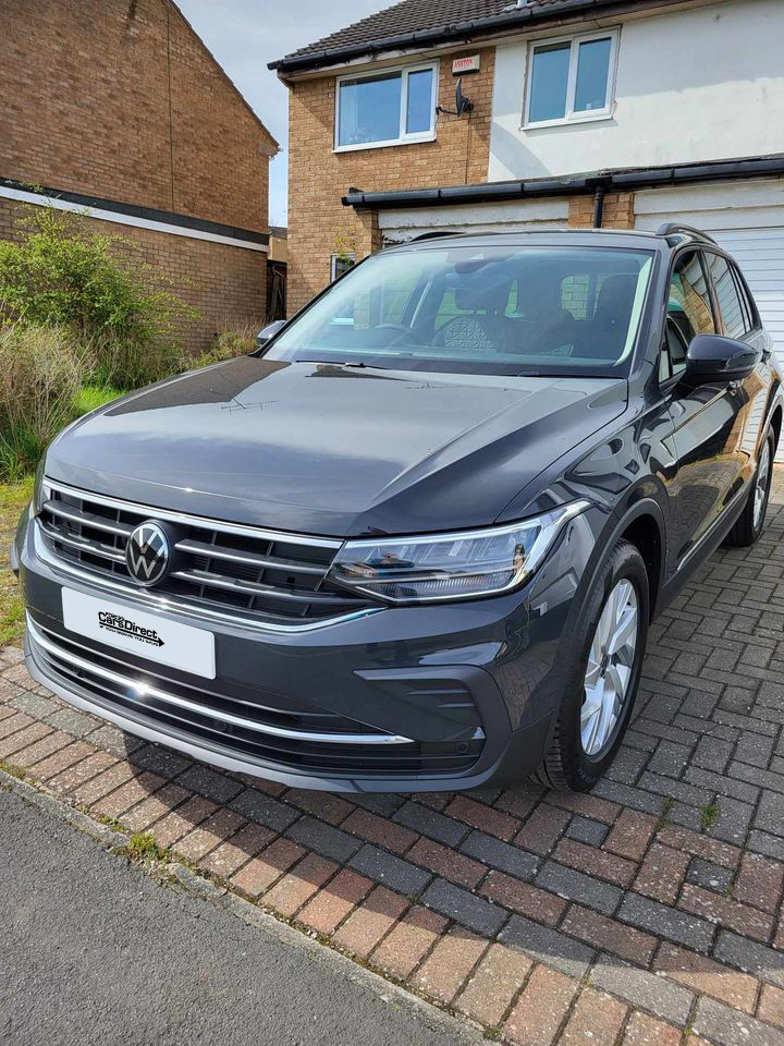 Thank you Simon for sharing this photo of your stunning new VW Tiguan 😍 As a token of our appreciation for your service, we're thrilled to offer exclusive new car discounts to serving and ex-military personnel. Interested? Contact us today to learn more: forcescarsdirect.com