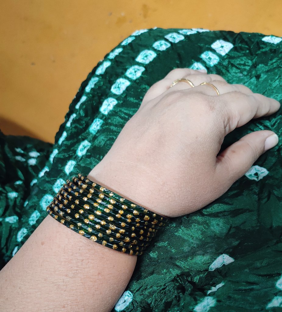 Seemajay9's tweet photo. My Bangle media https://t.co/TQjGCrXQ8f