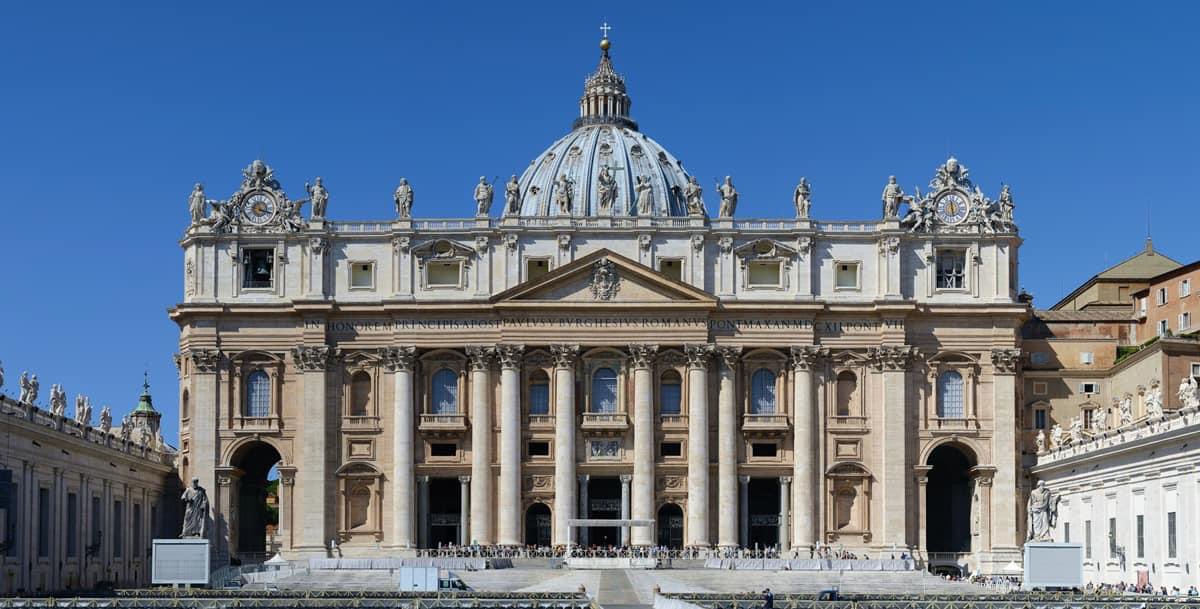 #OTD
18th April 1506 
The cornerstone of the current St. Peter's Basilica was laid in the Vatican by Pope Julius II.

#StPaulsBasilica #Vatican #VaticanCity #Rome #PopeJuliusII #Italy #History