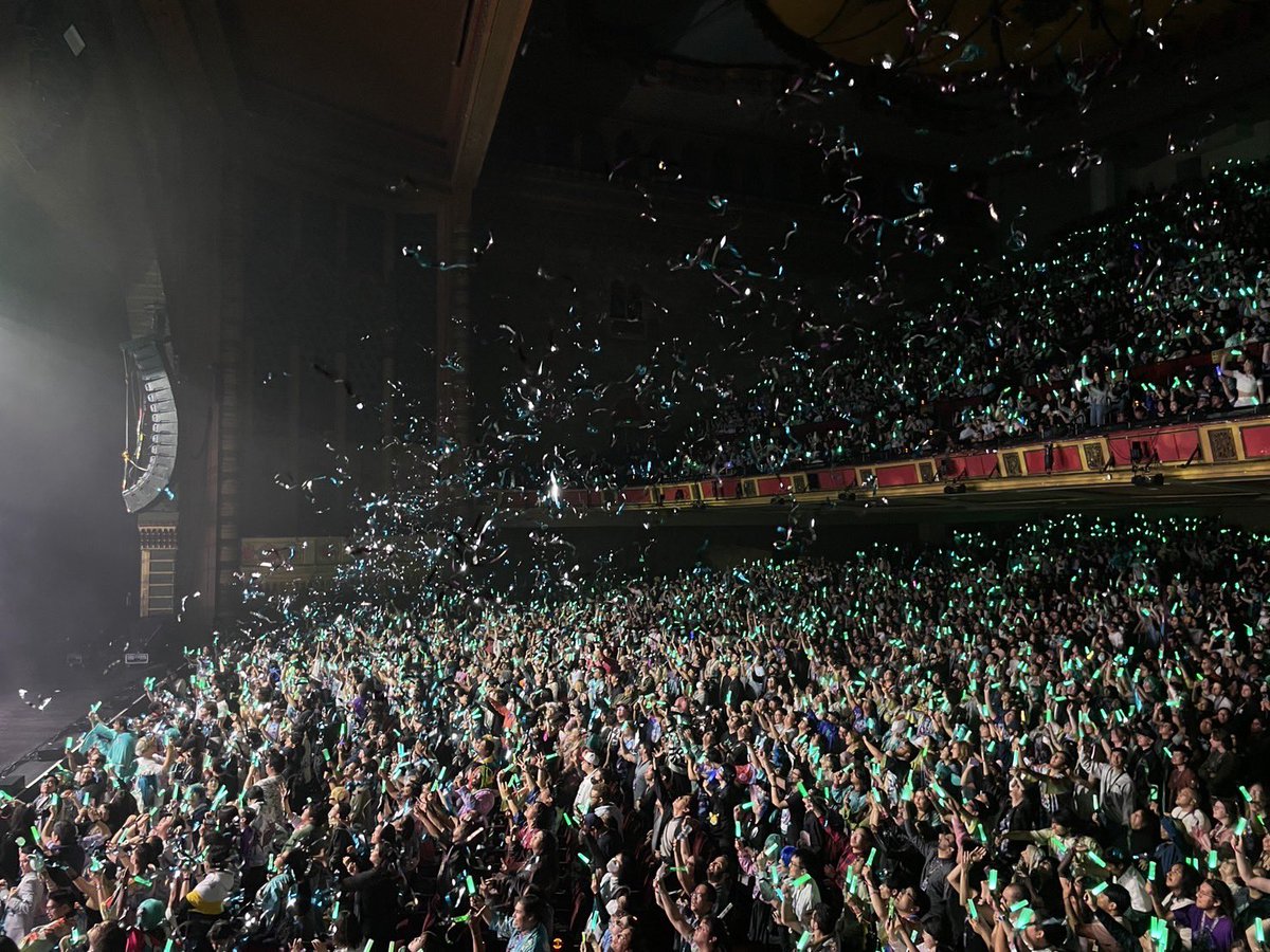mikuexpo's tweet photo. 🌐#MIKUEXPO2024 North America🌐
The show in in Shrine Auditorium @ Los Angeles, CA has ended! Thank you so much for coming to see the show!💙 https://t.co/yslUHhsL4K