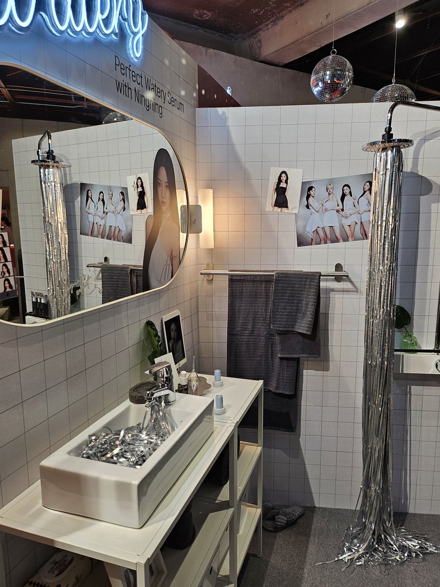 외계인👽안젤라 tweet media