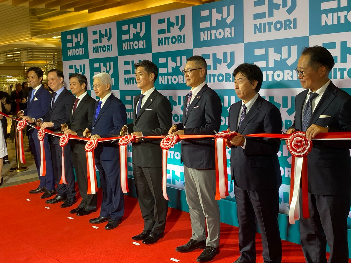 AmbJPNinPH's tweet photo. 🛍️ Guess what new at Mitsukoshi? NITORI! 🎌 The Japanese furniture and home goods giant just landed in the 🇵🇭 for the first time! Check out the high-quality products designed to make home life easier! 🏠✨ https://t.co/FyH9RAlBgz