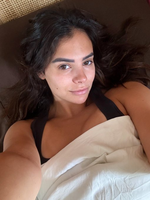 Thanks for all the love tonight! My ass is still throbbing 😍 https://t.co/sSY5klw0J6<a href="/tag/mvsales"class="tags"><span>#mvsales</span></a>