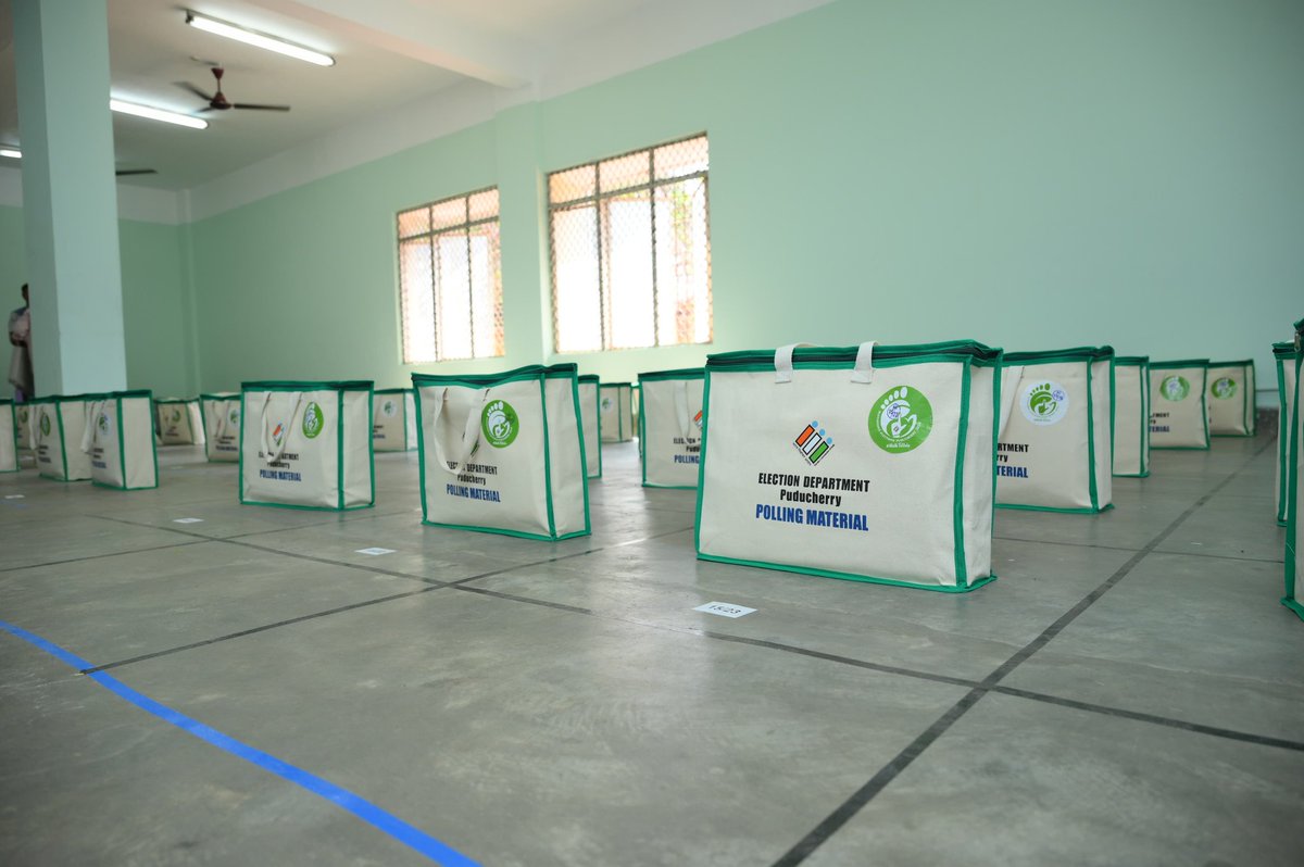 ceopuducherry's tweet image. Good morning Voters!

We have started distributing polling materials to our Polling parties. 

Are you ready to vote??

PS: Did you note the Green bags used to pack the Polling materials. Made of sustainable materials, we plan to re-use it for the next elections. #DoingOurBit…