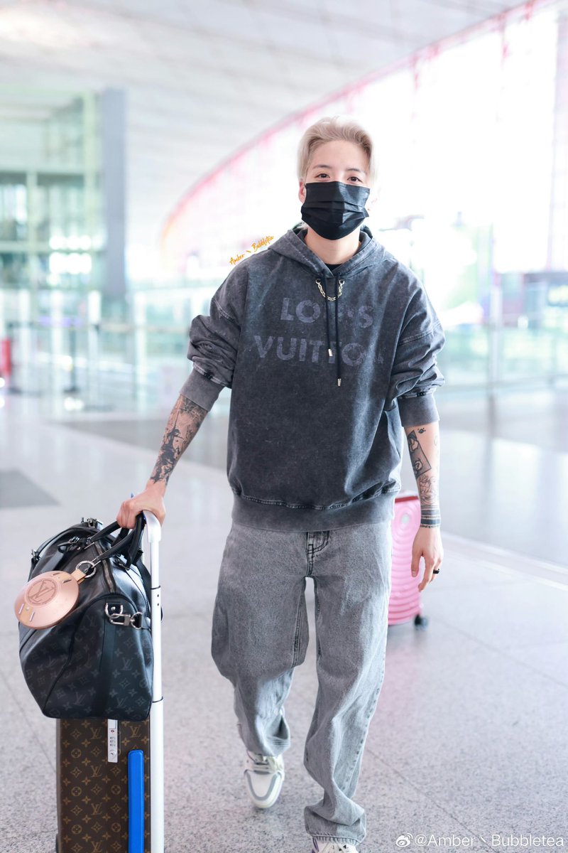 shei1028's tweet photo. 刘逸云Amber Liu fancam 170424
📸Amber丶Bubbletea wb
...
#刘逸云 #刘逸云Amber
#AmberLiu刘逸云  #AmberLiu #ACloud https://t.co/8827VJxHCL
