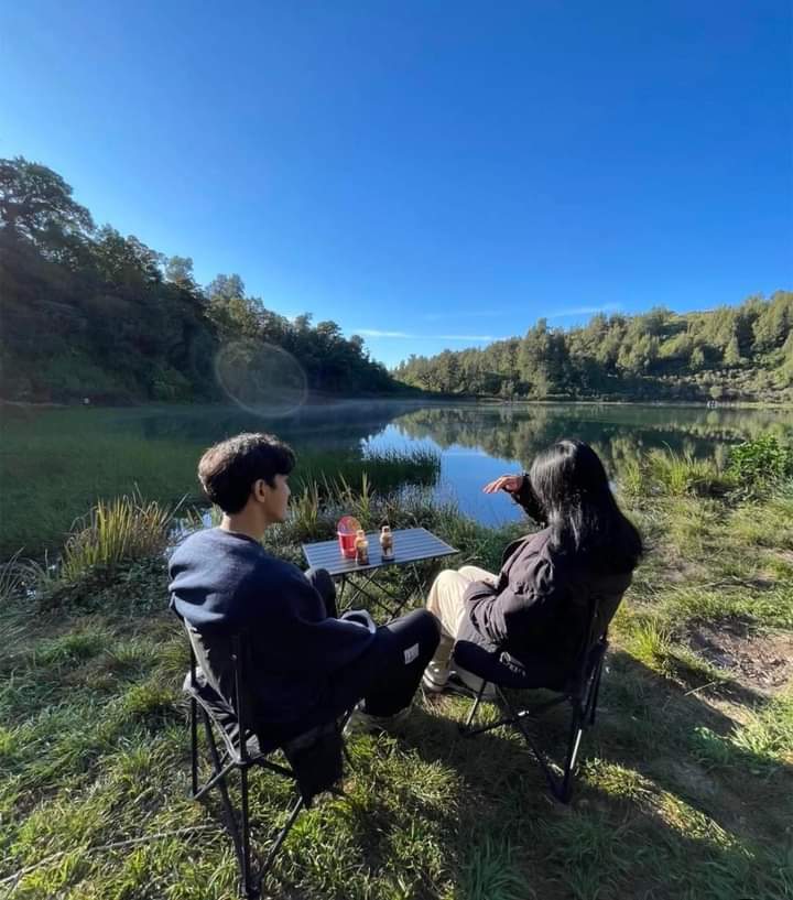 The urge to go nature date with you.💙
