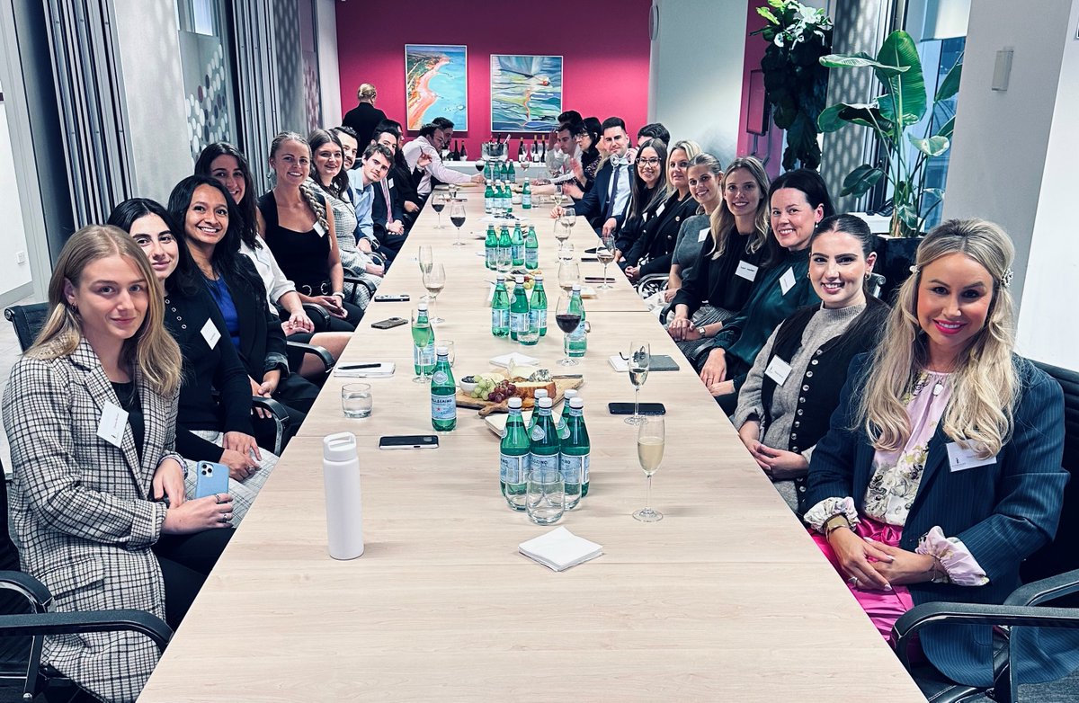 The Associates at @nicholes_law hosted a Future Leaders of Professional Services Forum on ways to develop your executive brand, reputation and high-performance credentials. Thank-you to the amazing Hayley James for your inspiring presentation at the event #auslaw #familylaw