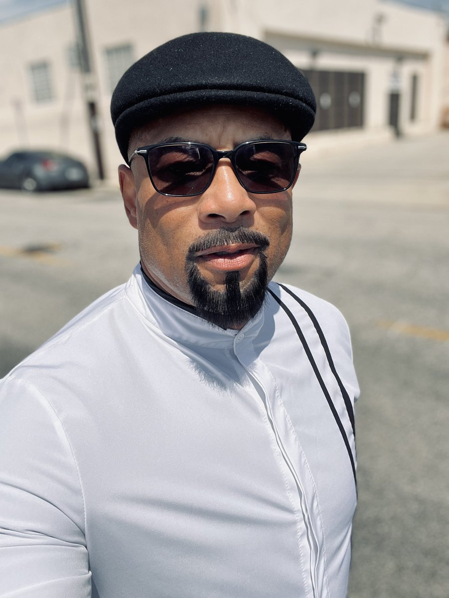 AmazingRaceChip's tweet photo. Since I was sporting a grey beard when I got that Target commercial, the pictures that I took for my actors reel, all have me depicted with hair on my face. NOW they scheduled me to audition for the role of a 65 to 80 year old feeble man… AND… God is Good! https://t.co/bDiyhKt5eE