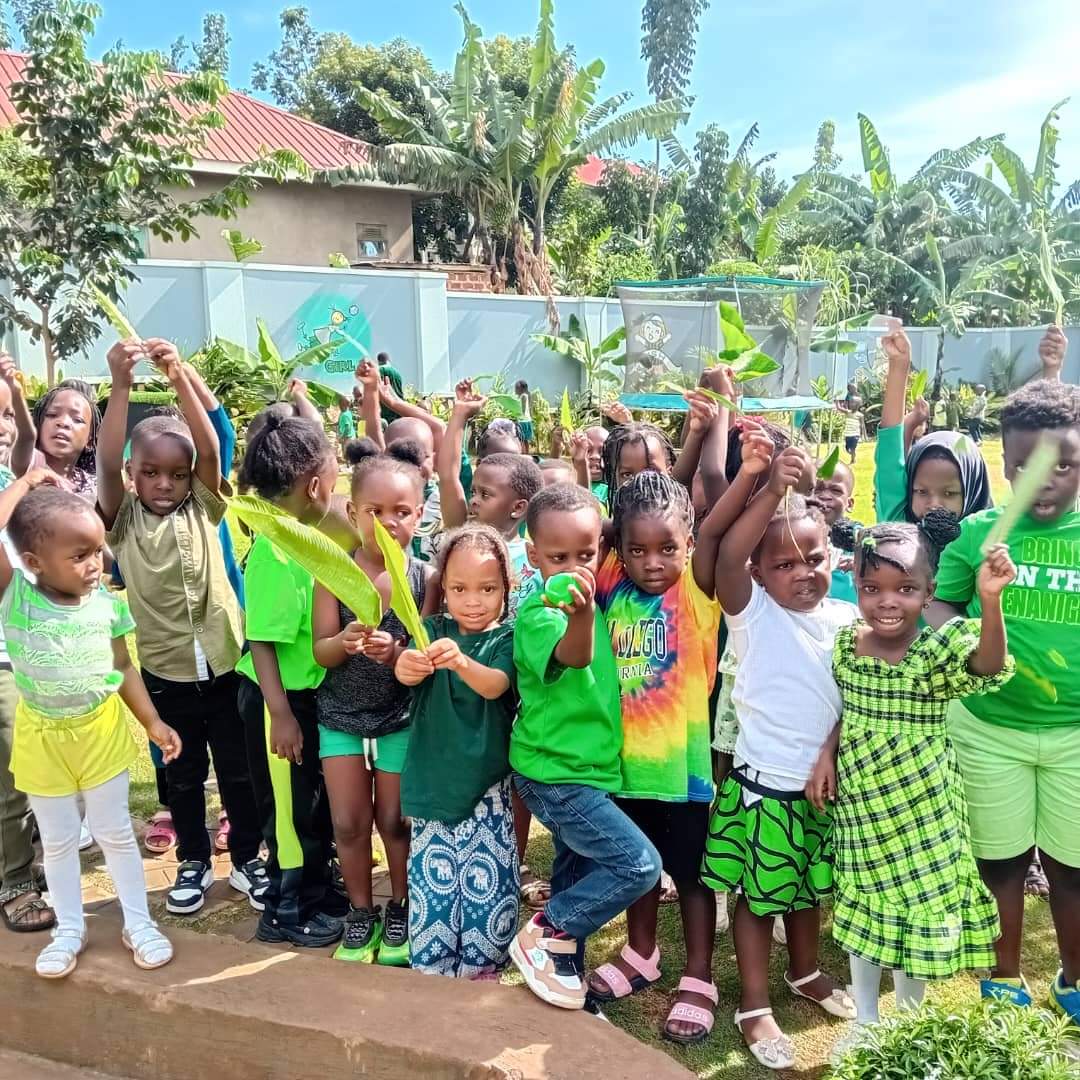 CapstoneJunior's tweet photo. Our Green Day was fully packed. With a lot of lessons, many examples to refer to, and opportunities to teach our children the different items.

These color days are becoming something. 😂😂😂

Visit our location for inquiries.

Call our school lines on ☎️0703364715 / 0789475503 https://t.co/ha9nG6gw1e