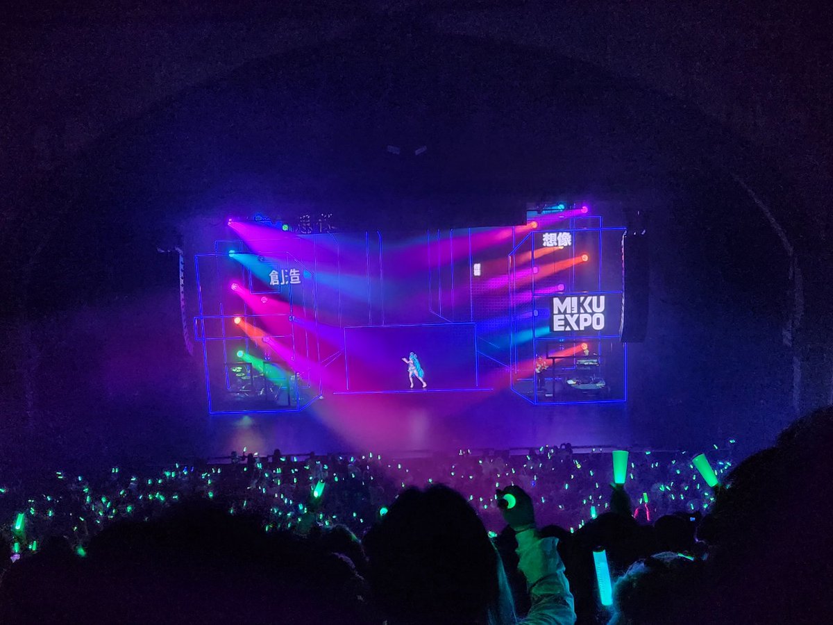25nightcord's tweet photo. Going to miku expo is a dream come true and it was nice meeting a lot of people today! Definitely go to it at least once in your life if u listen to vocaloid even a little you won't regret it! https://t.co/U35Ew3dhhg