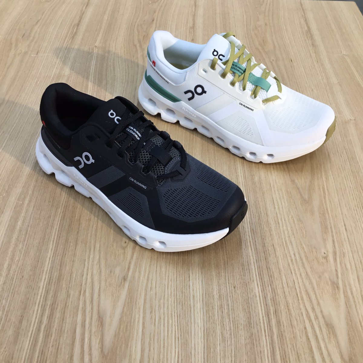 ishiiyokohama's tweet photo. シューズ担当大山です。
本日、#On の新作シューズ #Cloudrunner2 が入荷❗️
毎日の #ランニング や5kmからハーフマラソンにおすすめです🏃🏃♀️
メンズ、ウィメンズ共に各サイズございます✨
#防水仕様 の #Waterproof と幅広Wideもあるので是非お試しください❗️
#石井スポーツヨドバシ横浜 https://t.co/Ewu4q1lDhe