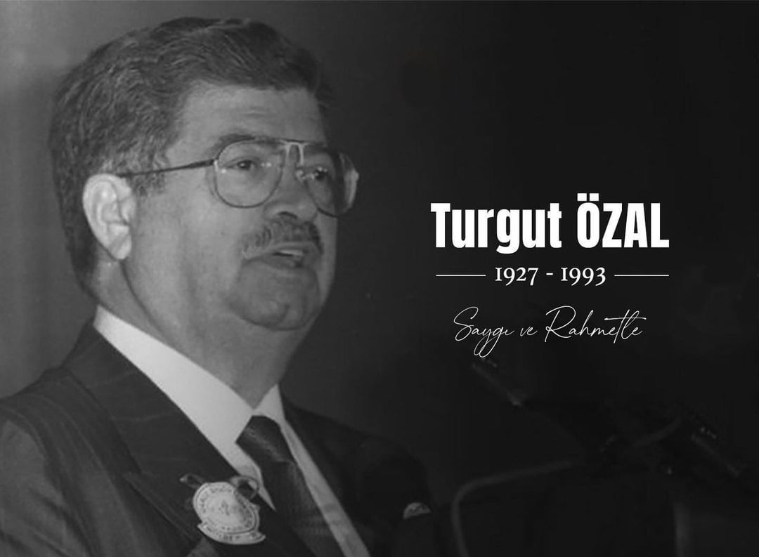 Türkiye Cumhuriyeti’nin 8’inci Cumhurbaşkanı merhum #TurgutÖzal’ı vefatının 31’inci yılında rahmet, minnet ve saygıyla anıyorum. AHMET AYDIN Ürgüp Ticaret ve Sanayi Odası Yönetim Kurulu Başkanı