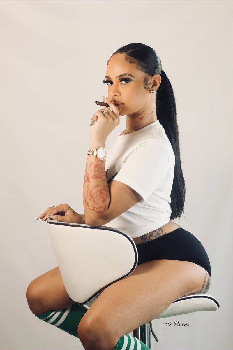 IM_THAT_TY's tweet image. 📸 shot by yours truly 
#bookthelook