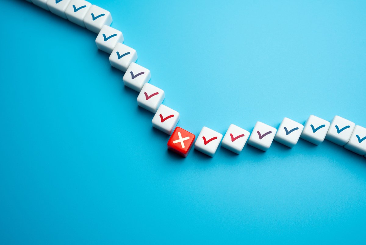 Mistake no 1. when selling your business.

𝟏. 𝐍𝐞𝐠𝐥𝐞𝐜𝐭𝐢𝐧𝐠 𝐥𝐞𝐠𝐚𝐥 𝐜𝐨𝐧𝐭𝐫𝐚𝐜𝐭𝐬 &amp; 𝐝𝐨𝐜𝐮𝐦𝐞𝐧𝐭𝐬

👉 Review &amp; update business documents
👉 Ensure employee agreements are fit for ownership changes
👉 Sort any compliance or regulatory issues

Stay tuned...👀