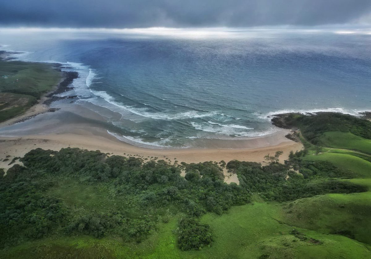 Sizani Lodge, eye in the sky. #wildcoast #transkei
#accommodation #petfriendly #freewifi #surf #fishing #kayaking #adventure #hiking #beachlife #surfing  #dinewithus #workremotely #footprintsbar 
@SportswaveAndre
#StrongerTogether