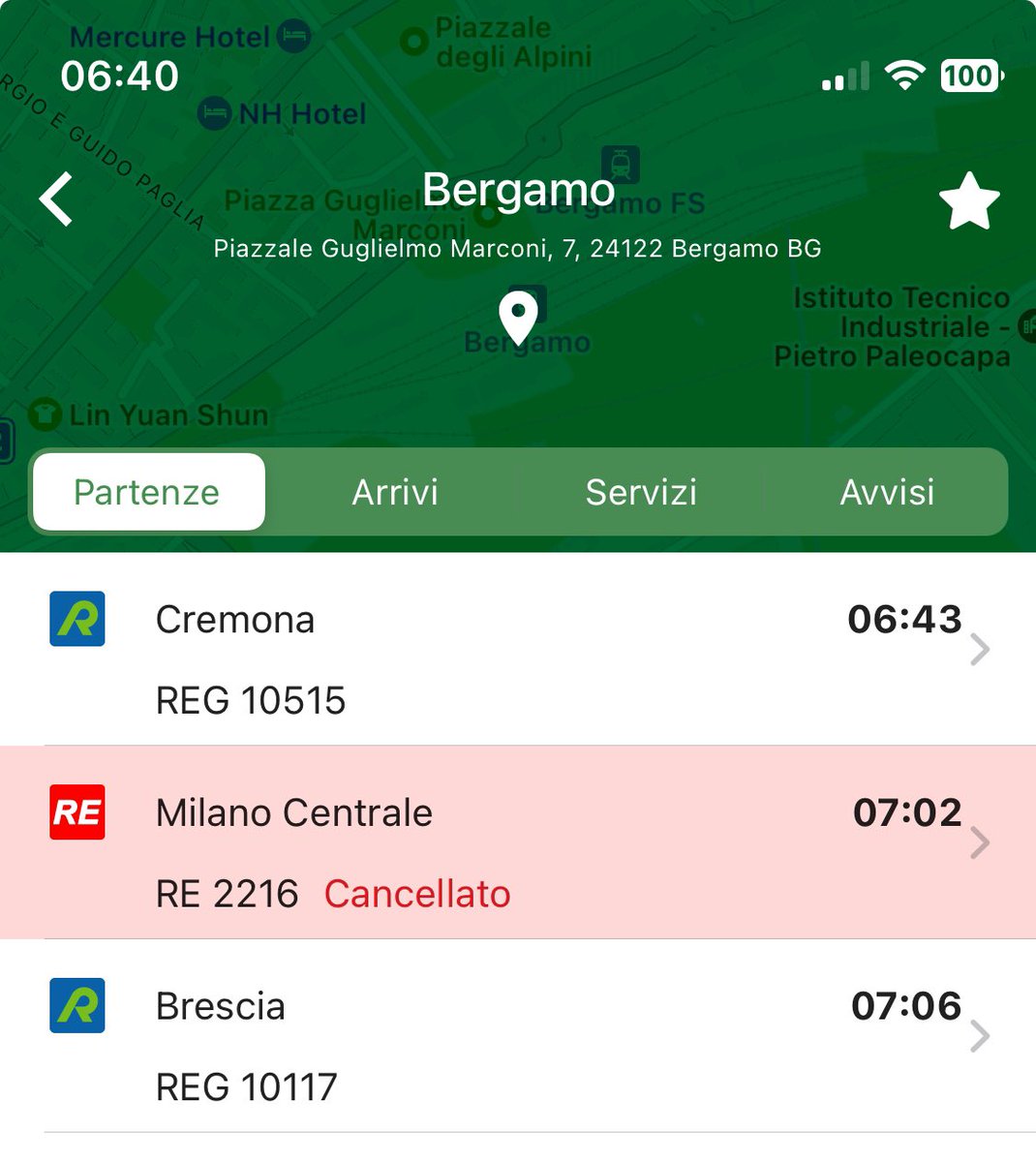 astolfilisa's tweet photo. Linea #Milano #bergamo 7.02 cancellato senza avviso e motivazione, 7.13 fermo a Verdello per guasto porte e 7.40 non partito per guasto porte pendolari bloccati queste sono le infrastrutture lombarde   #trenord #trenitalia #rfi #PonteSulloStretto #lombardia #MilanDesignWeek https://t.co/3nMtrNxMtz