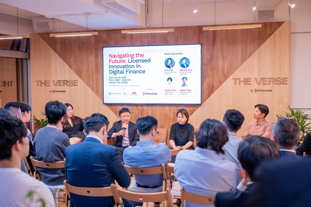 osldotcom's tweet photo. π Thank you to everyone who joined us for the insightful fireside chat on "Navigating the Future: Licensed Innovation in #DigitalFinance"! π We were thrilled to co-host this event with #PandoFinance and #Blockdaemon, discussing the transformative impact of STOs and Spot ETFs in the licensed digital landscape. π
As Hong Kong recently approved ETF products, this topic is especially timely, highlighting the evolving regulatory frameworks and opportunities for innovation in digital finance. πΌ Special thanks to #Finoverse for organizing and hosting this engaging discussion! π₯ #DigitalFinanceInnovation #STO #SpotETFs #LicensedDigitalFinance #OSL
@pandogroup2023 @BlockdaemonHQ @finoverse_ @krisweb3hk