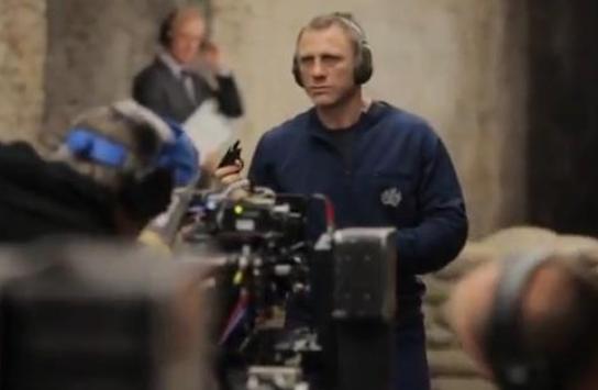 #60YearsOfJamesBond #JamesBond #movie #film #behindthescenes #filmproduction #filmcrew #setdesign #productiondesign #filmset #setlife #crewmatter #cast #actor #DanielCraig #filmlocation #London #Skyfall