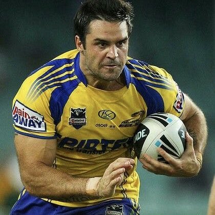 gr4hmo's tweet photo. Eric Grothe Jnr. (1999-2001 &amp; 2004-2010)
⁃Position: Wing
⁃Games: 131
⁃Tries: 65
⁃Rep. Career: 3 games for NSW; 1 game for Australia https://t.co/Mj8YOcEc1a
