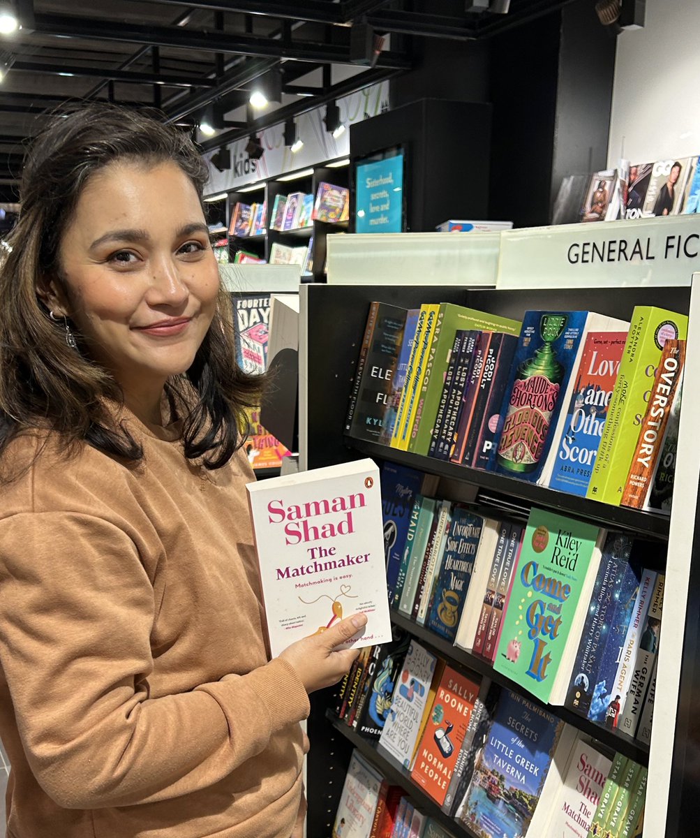 At the airport in Sydney and happy to report my book is still in the bookstore 🥰