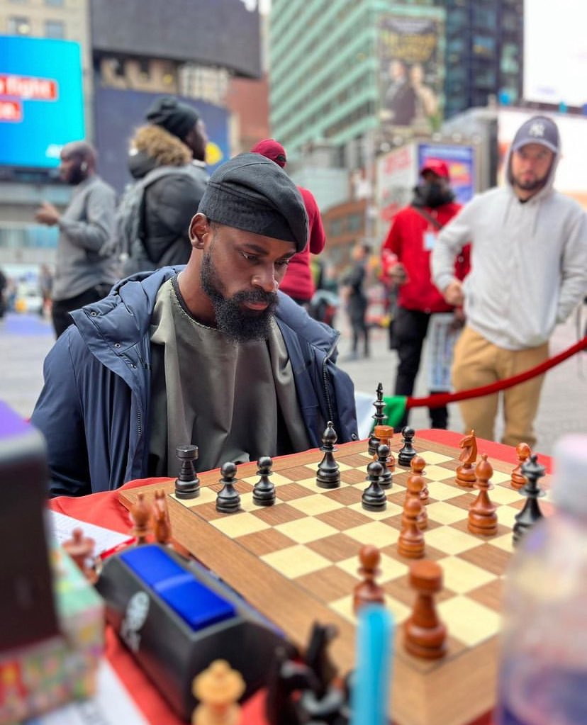 Update on @Tunde_OD : At the time of upload, it's been over 13 hours Tunde Onakoya has already defeated 10 opponents, including New York's National Chess Master Shawn Martinez @Tunde_OD has begun his 58-hour Guinness World Record attempt for the longest unbeaten chess marathon.