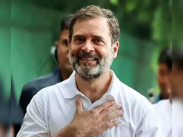 Who is Going to Rule INDIA #Elections2024 ? BJP or Congress 🇮🇳 ?

Narendra Modi 🔄          Rahul Gandhi ❤️