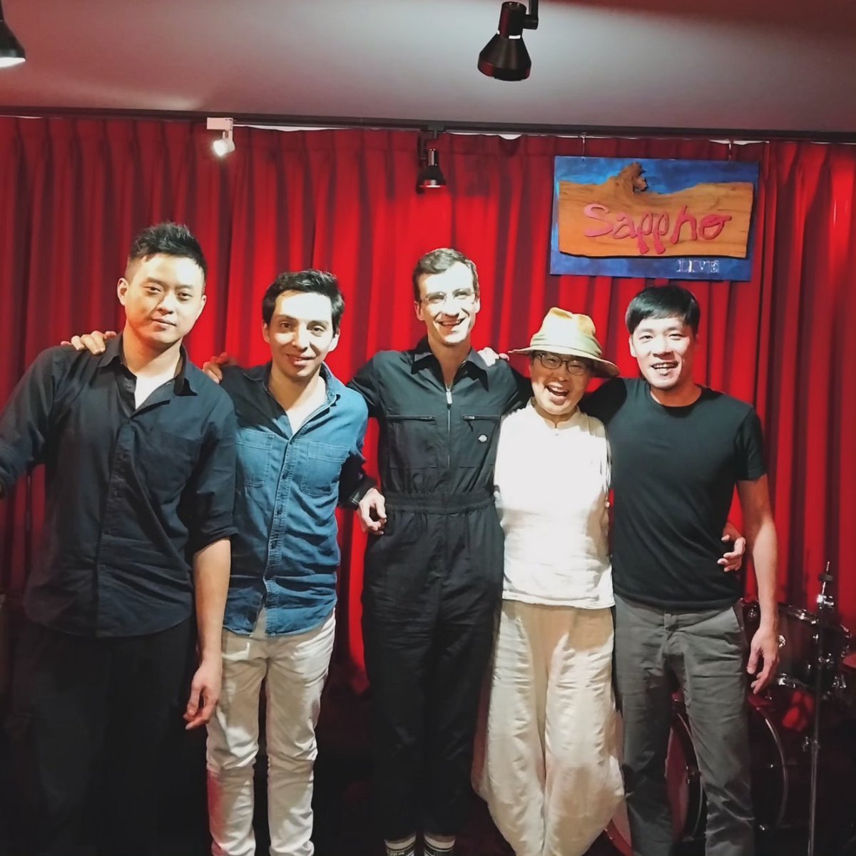 ErikLeuthaeuser's tweet photo. What a joy playing with some amazing musicians here in Taipei! Thx for having us @sappholivetaipei and see you tonight at @rhythmscape_tw 🎶♥️

#jazz #vocaljazz #jazzsinger #jazzvocalist #jazzmusician #singer #vocalist #music #live #taipei #taiwan #rhythmscape #thankful https://t.co/tx3nW64xYu