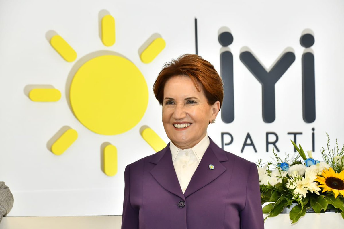 27 Nisan kongre sabahına bir dileğimiz var: 'Güneş yeniden doğsun, partimizin birlik bütünlüğü korunsun. Sn @meral_aksener liderliğinde 'Şampiyonlar Ligi' kalitesinde bir yönetim kadrosu ile yola devam...🇹🇷☀️

#SeninleyizMeralAkşener
#GitmeMeralAkşener