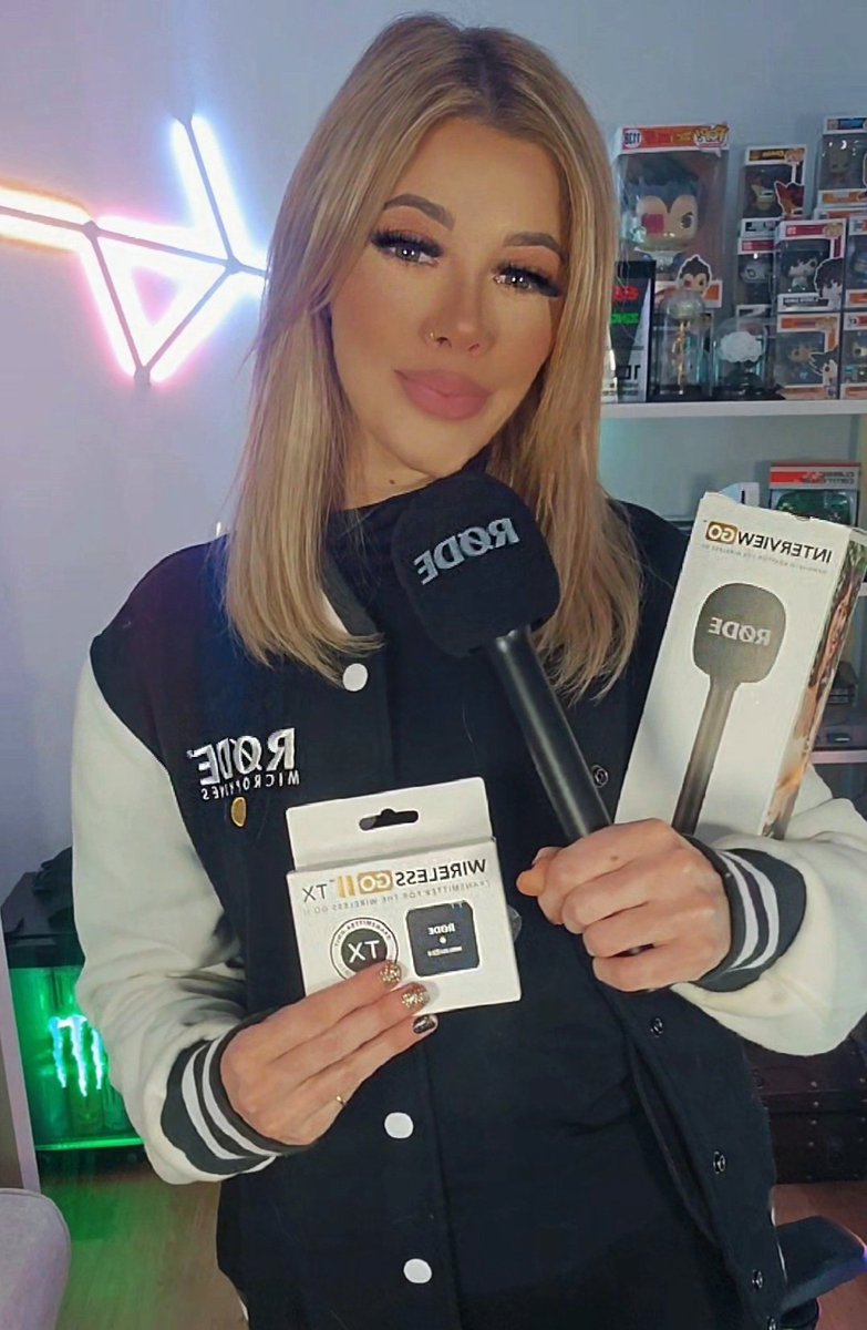 LACE @ LAN Shout out to @rodemics for providing me the best interview equipment for @PlayApexEsports #gifted #ad #algs