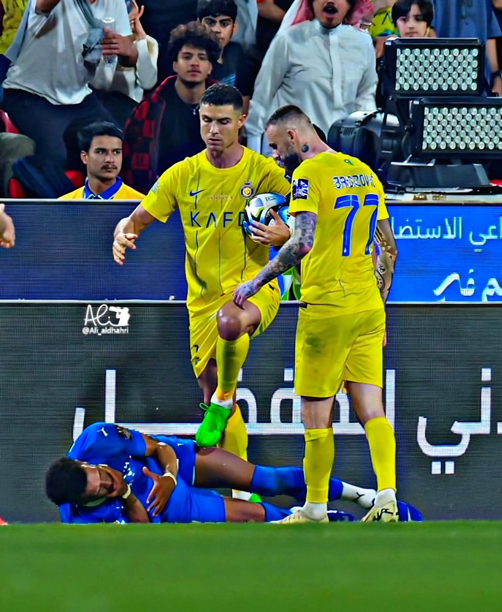 🚨 Al Nassr, Al Ittihad, and Al Ahly issued a statement demanding fair competition and equal opportunities following the RSL's favoritism for Al Hilal. RSL postponed Al Hilal's match vs. Al Ahly without confirming this with Al Ahly. Always supporting thier spoiled child.