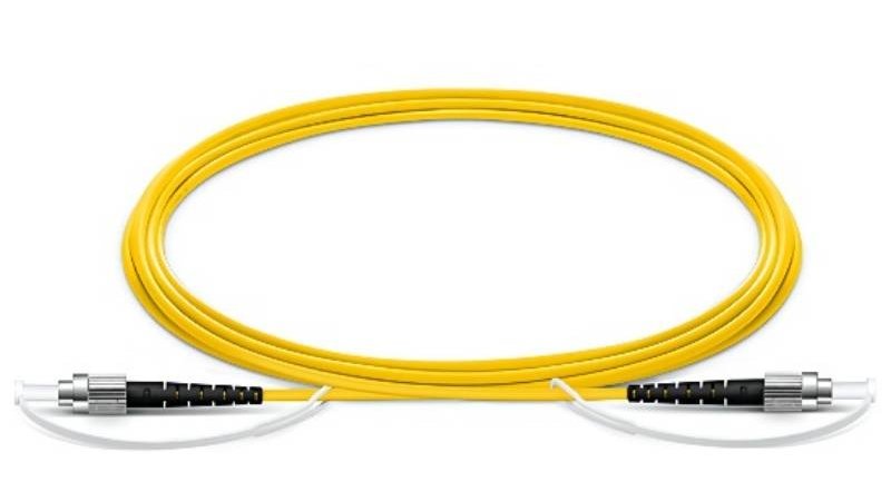 Get ready for seamless data transmission with our Simplex Slow Axis Single Mode PVC Fiber Optic Patch Cable! 🚀💡 Upgrade your connectivity and ensure reliable signal transmission. Learn more: fs.com/products/70409… #networking #fiberoptic