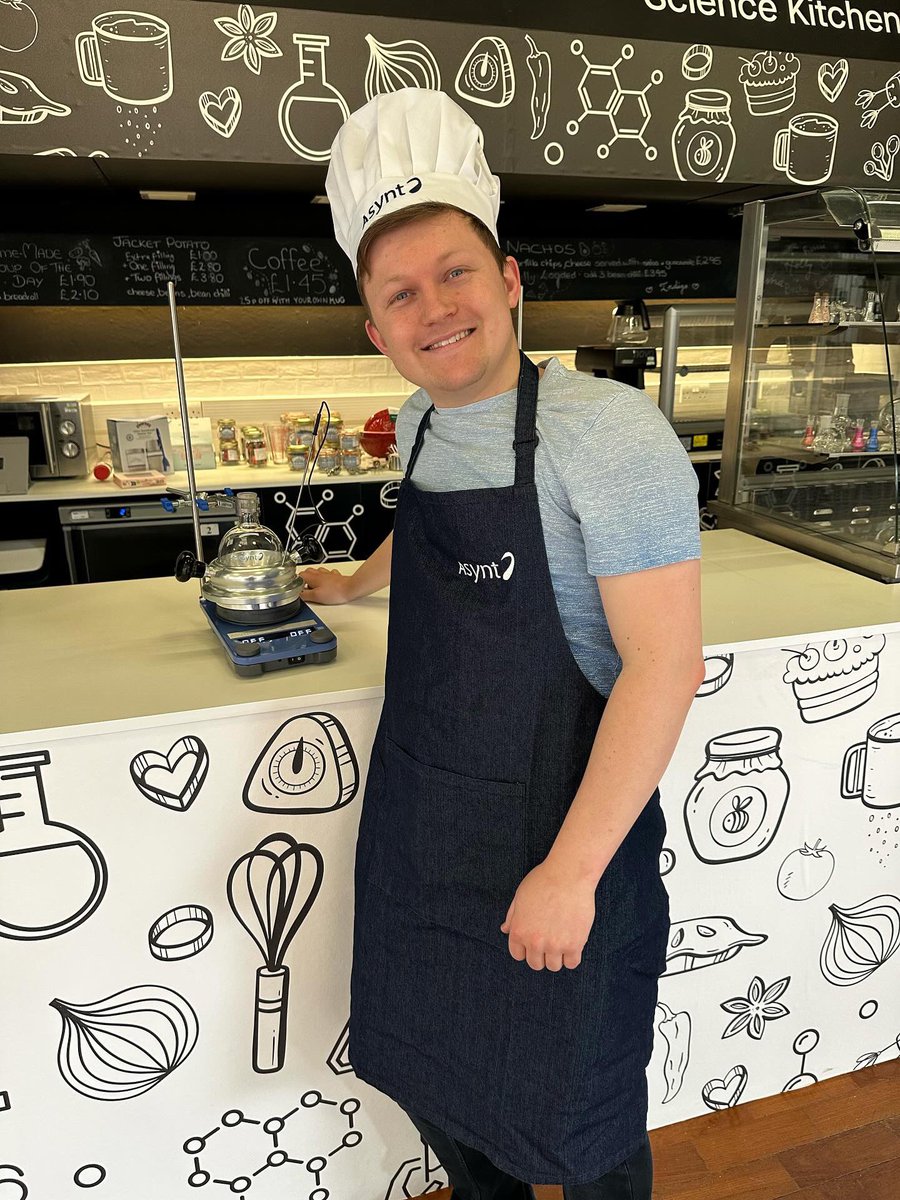 Just in case you hadn’t heard……. Dr @joshpsmalley will be guest of honour on the @Asynt stand (K80) at @chemukexpo this year. Come and see Josh work his culinary magic using Asynt scientific equipment on Wednesday 15th May. Tickets are free to attend. #ChemUK #TakeASelfie