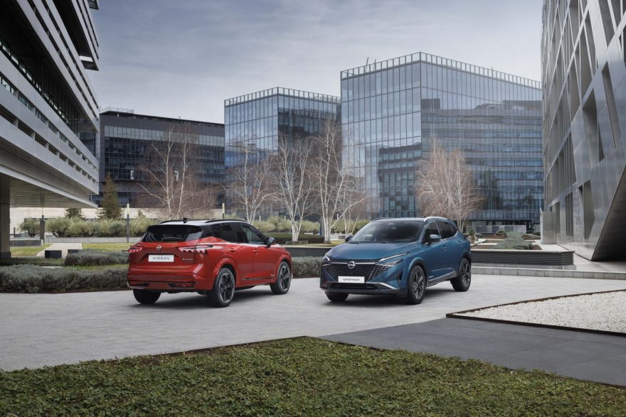 Highmotor's tweet image. El popular Nissan Qashqai recibe un #Restyle para su tercera generación para mantener su éxito como objetivo highmotor.com/nissan-qashqai… #Nissan #Qashqai #CochesHíbridos #SUV #Actualizacion #Rediseño