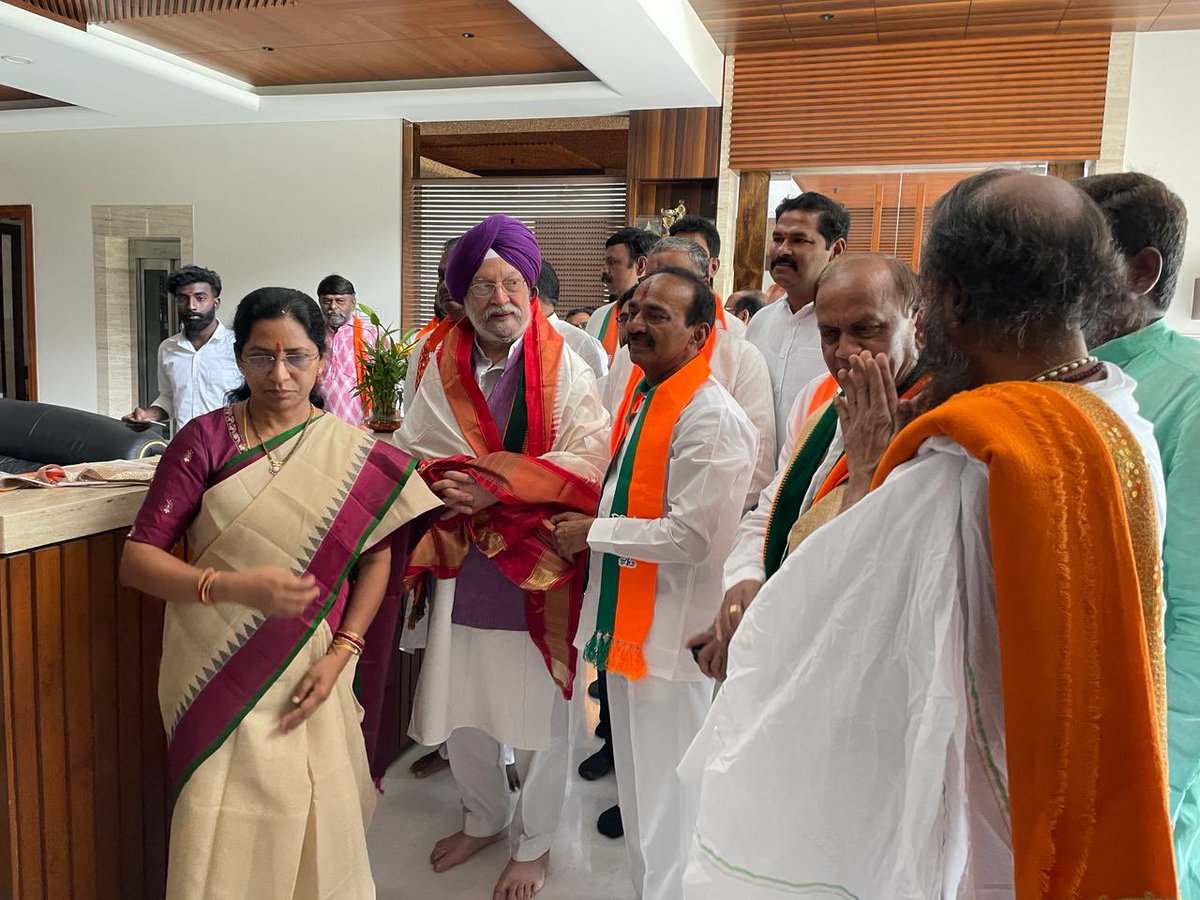 Hardeep Singh Puri tweet media