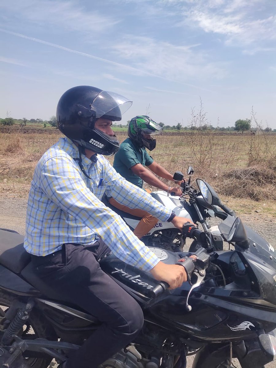 મતદાન જાગૃતિ અન્વયે ડેસર વહિવટી તંત્ર દ્વારા બાઇક રેલીનું આયોજન કરવામાં આવેલ હતું.જેમાં તાલુકા પંચાયત /મામલતદાર કચેરી,શિક્ષણ વિભાગ,પોલીસ ખાતાના કર્મચારી તથા ડેસર તાલુકાના યુવા જાગૃત નાગરિકો દ્વારા ભાગ લેવામાં આવેલ. <a href="/ECISVEEP/">Election Commission of India</a> <a href="/CollectorVad/">Collector & DM Office Vadodara</a> <a href="/SdmSavli/">SDM & Prant Officer Savli</a>