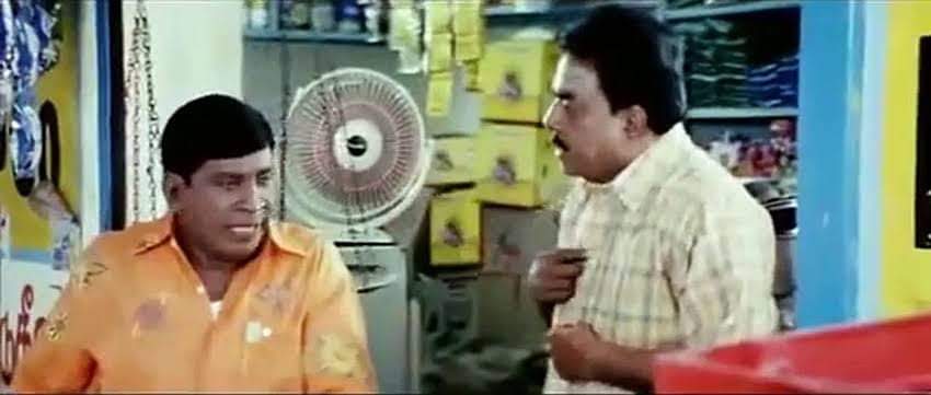 MrrFanda's tweet photo. வூட்டாம்மா ~ வெளில போயிட்டு வரப்ப வெங்காயம் வாங்கிட்டு வா 

மீ~~என்ன வெங்காயம்

வூட்டாம்மா~~ பெரிய வெங்காயம் 1 கிலோ வாங்கிக்க பெரிய வெங்காயத்துல நல்ல சின்ன வெங்காயமா பாத்து வாங்கிக்க, அப்பறம் சின்ன வெங்காயம் 2 கிலோ அதுல நல்ல பெரிய வெங்கா���மா பாத்து எடு https://t.co/TMRPDtWi24