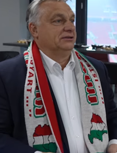 @friedhelm_mosel Orbán braucht Putin, um wieder ein Groß-Ungarn in den Grenzen von 1918 zu erhalten. Man stelle sich vor, Olaf Scholz würde mit einem Schal herumlaufen, in dem Deutschland in den Grenzen bis 1918 zu sehen wäre?