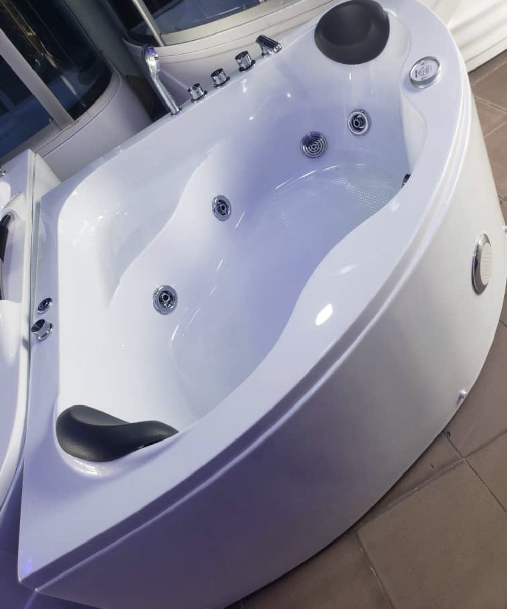 Double Jacuzzi available Location: Lagos Nationwide delivery ✅ Calls : 08030815558 or 08054093004 WhatsApp wa.me/2348030815558 wa.me/2348054093004